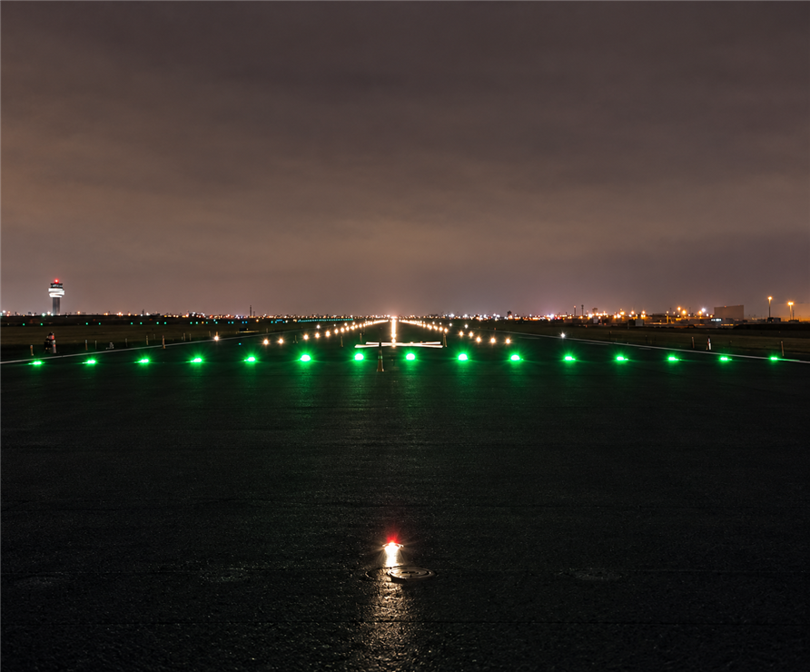 Aeropuerto 02 892x740